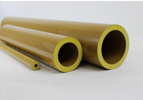 Tres perfiles estándar de Seamless Tube de Torlon 4203 con diferentes diámetros exteriores e interiores